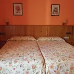 Escalar Hotel
