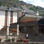 Escalar Hotel