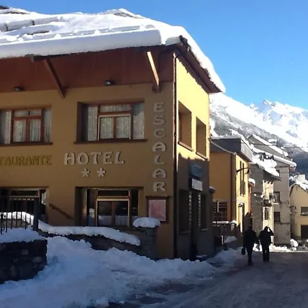 Escalar Hotel 2*