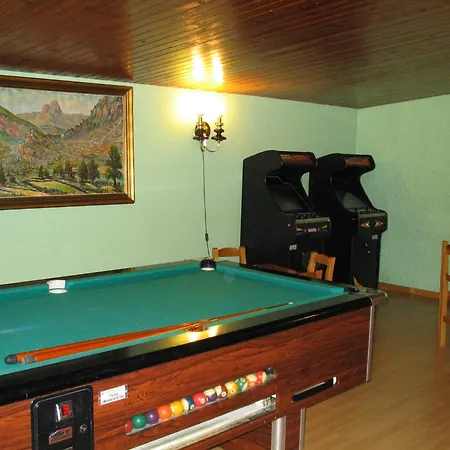 Escalar Hotel